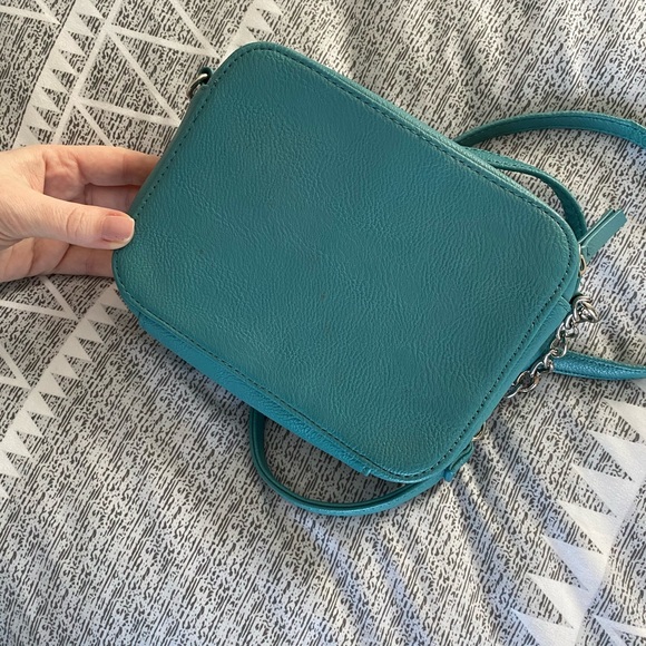 Nine Wear crossbody Purse - Picture 4 of 8